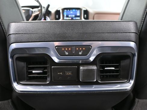 Used 2020 Chevrolet Silverado 1500 High Country image 46