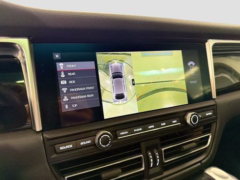 Certified 2020 Porsche Macan AWD/4WD image 15