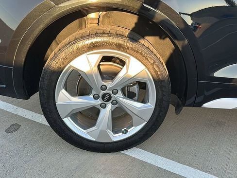 Used 2021 Audi Q5 2.0T Premium Plus w/ Premium Plus Package image 17