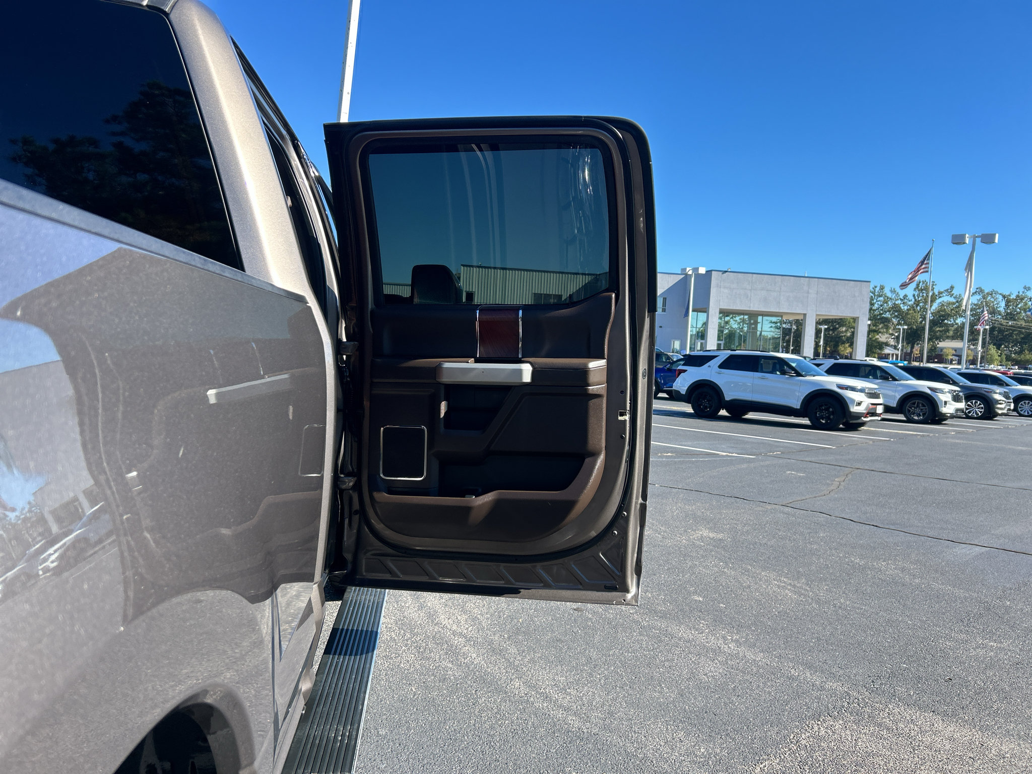 Used 2019 Ford F250 King Ranch w/ King Ranch Ultimate Package AWD/4WD image 24