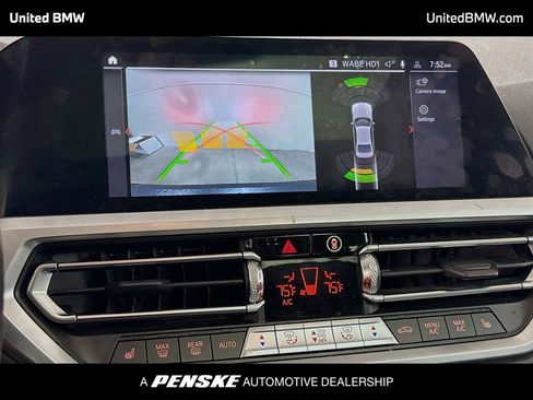 Used 2020 BMW 330i xDrive Sedan w/ Premium Package image 9