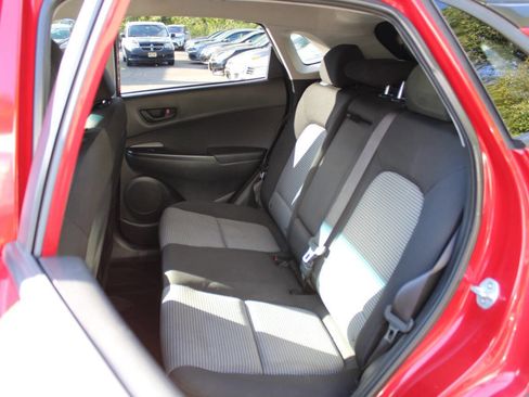 Used 2018 Hyundai Kona SEL image 25