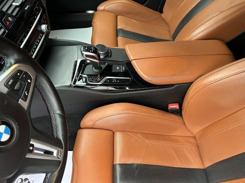 Used 2019 BMW M5 w/ Executive Package image 34