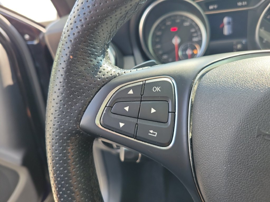 Used 2019 Mercedes-Benz GLA 250 image 32