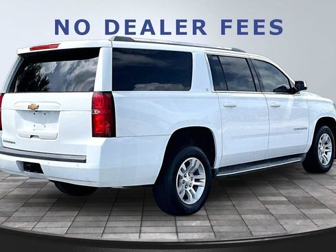 Used 2018 Chevrolet Suburban LT RWD image 6