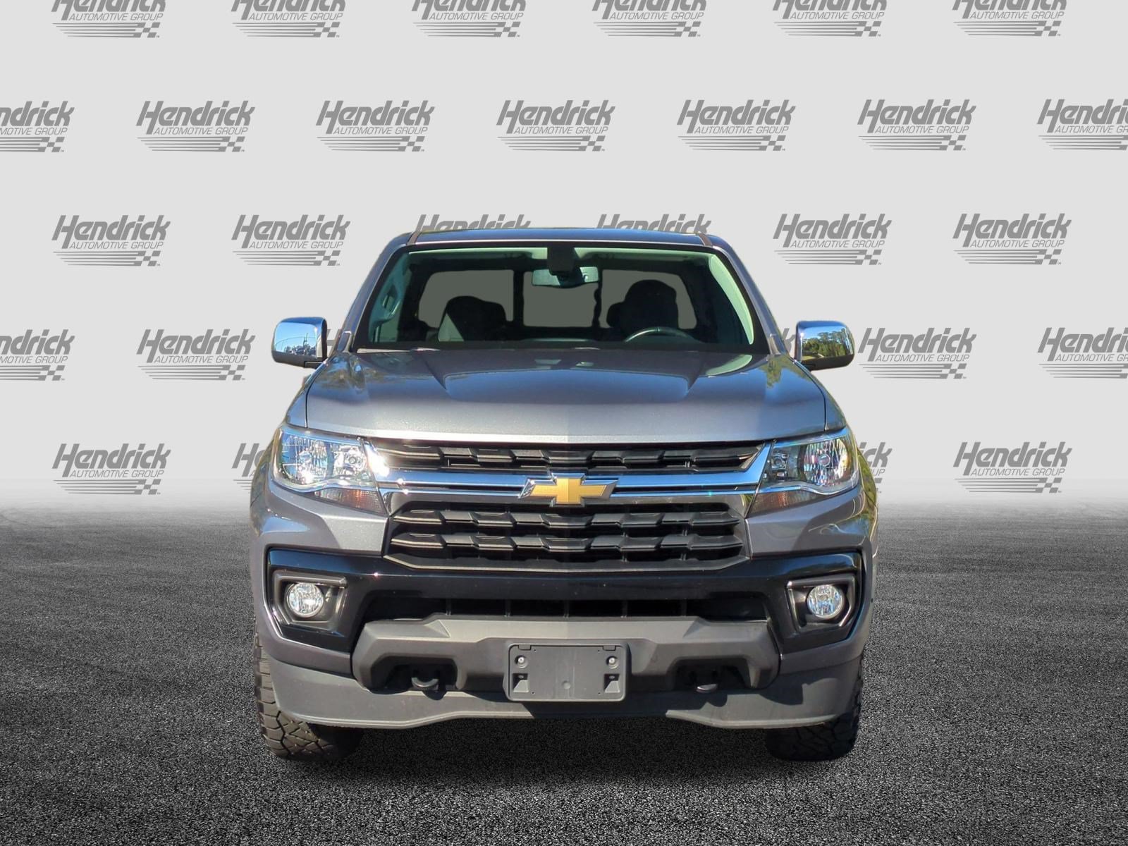 Used 2022 Chevrolet Colorado LT w/ LT Convenience Package AWD/4WD image 3