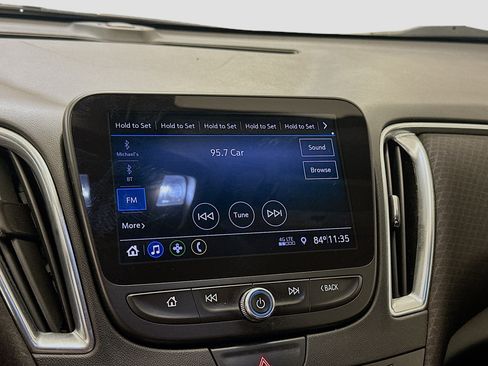 Used 2019 Chevrolet Malibu LT FWD image 21