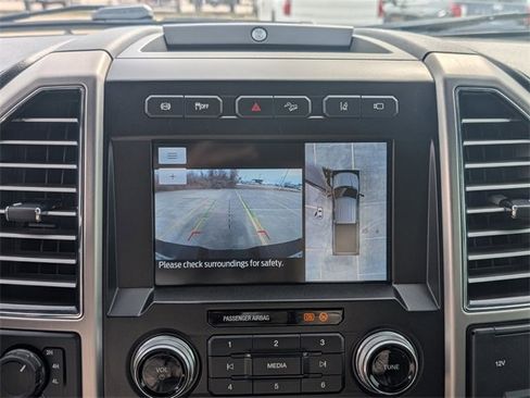 Used 2021 Ford F250 Platinum w/ FX4 Off-Road Package image 20