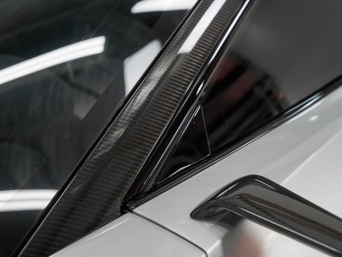 Used 2019 Ford GT RWD image 22