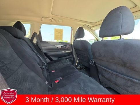 Used 2015 Nissan Rogue SV w/ SV Moonroof Package AWD/4WD image 27