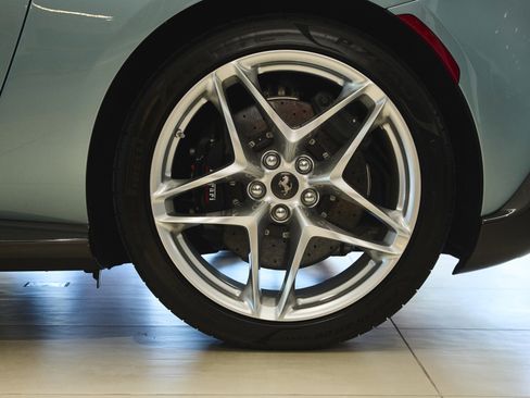 Used 2024 Ferrari Roma Spider RWD image 61