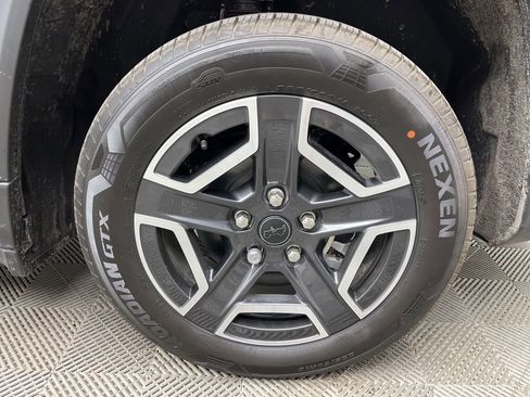 New 2026 Jeep Cherokee Limited image 4