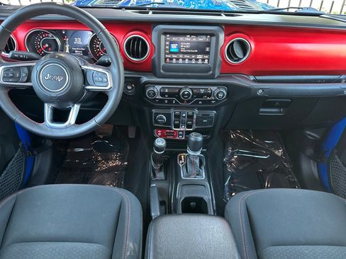 Used 2020 Jeep Gladiator Rubicon w/ Trailer Tow Package image 13