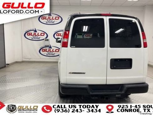 Used 2023 Chevrolet Express 3500 LS RWD image 7