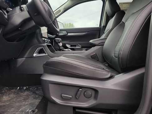 New 2025 Ford Ranger Lariat w/ Chrome Accent Package image 19