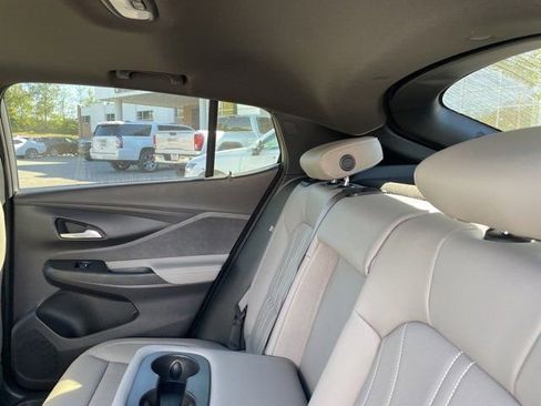 New 2026 Buick Envista Avenir image 16