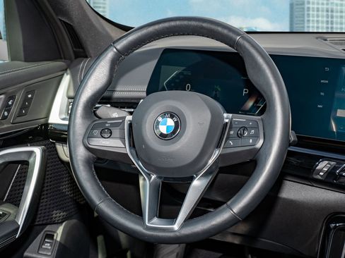 Used 2025 BMW X1 xDrive28i image 22