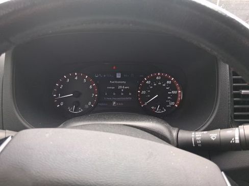 Used 2022 Nissan Frontier Pro-X RWD image 7