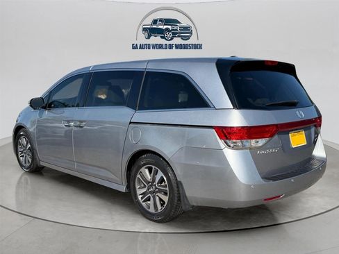 Used 2016 Honda Odyssey Touring Elite image 11