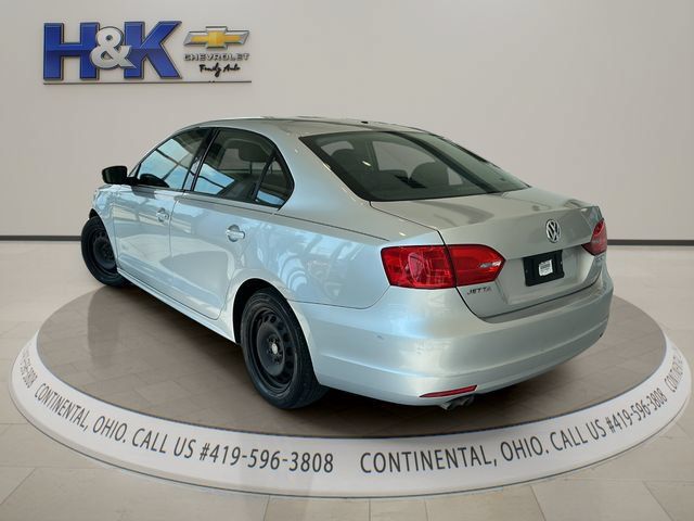 Used 2011 Volkswagen Jetta SE FWD image 4