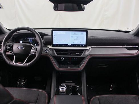 Certified 2025 Ford Explorer ST AWD/4WD image 34