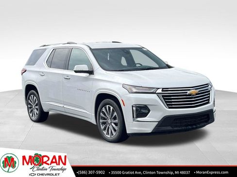 Certified 2023 Chevrolet Traverse Premier w/ LPO, Floor Liner Package AWD/4WD image 9