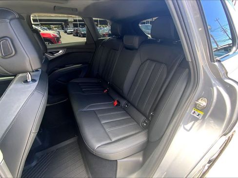 Used 2023 Audi Q4 e-tron Premium Plus w/ Premium Plus RWD image 29