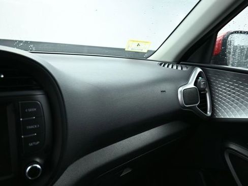 Used 2024 Kia Soul LX w/ Option Group 015 image 20