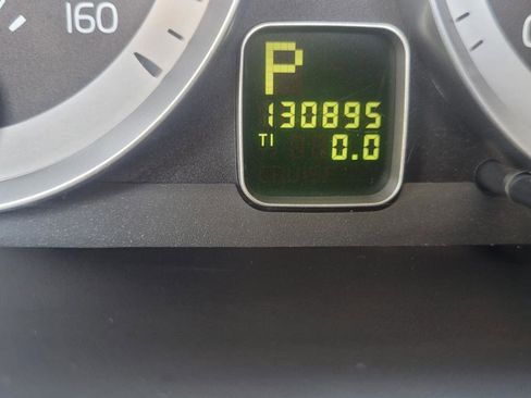 Used 2013 Volvo C70 T5 image 27