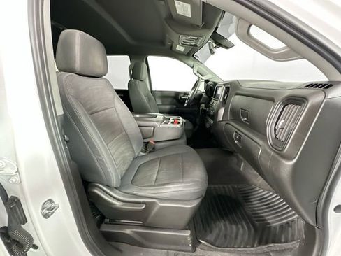 Used 2020 Chevrolet Silverado 1500 Custom w/ Custom Value Package AWD/4WD image 23