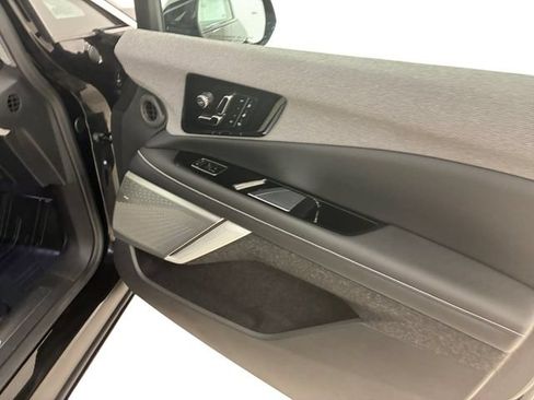 Certified 2025 Cadillac Optiq Luxury 2 w/ LPO, Floor Liner Package AWD/4WD image 15