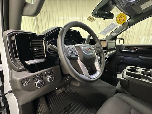 Certified 2024 GMC Sierra 1500 Elevation image 27