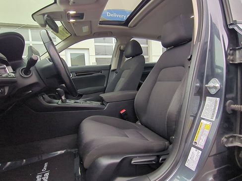 Used 2023 Honda Civic EX image 27