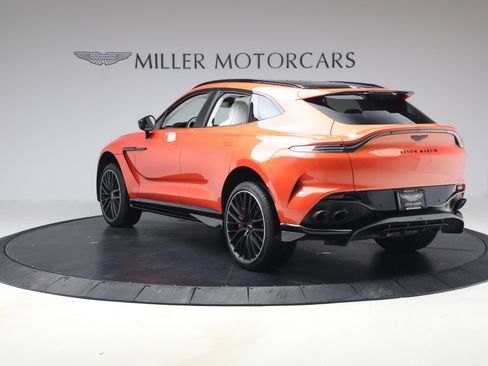 Used 2024 Aston Martin DBX 707 image 5