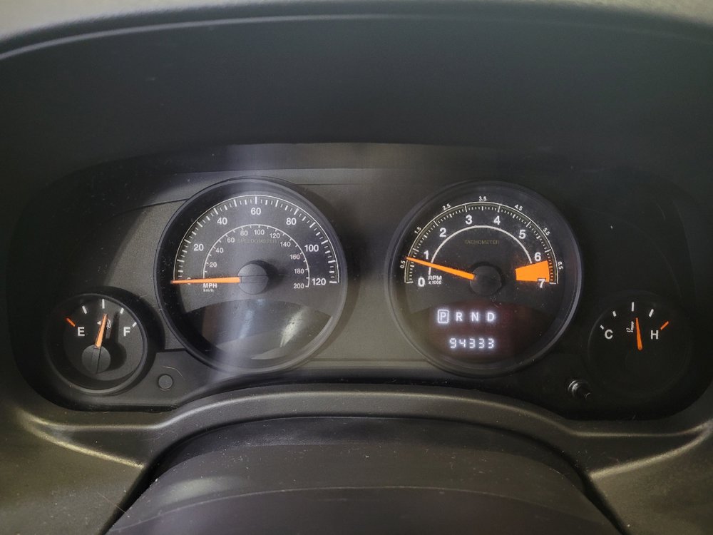 Used 2015 Jeep Compass Sport w/ Power Value Group FWD image 23