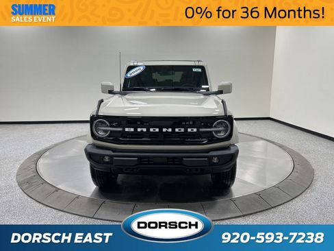 New 2026 Ford Bronco Outer Banks AWD/4WD image 2