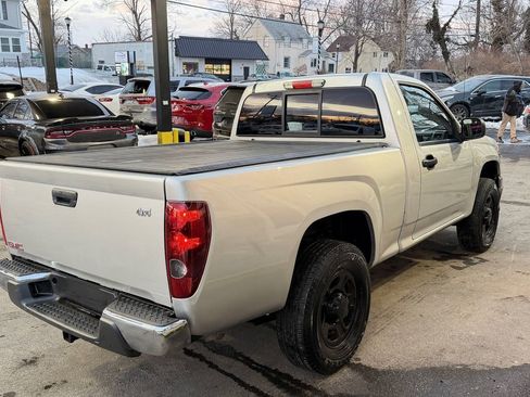 Used 2012 GMC Canyon W/T AWD/4WD image 5