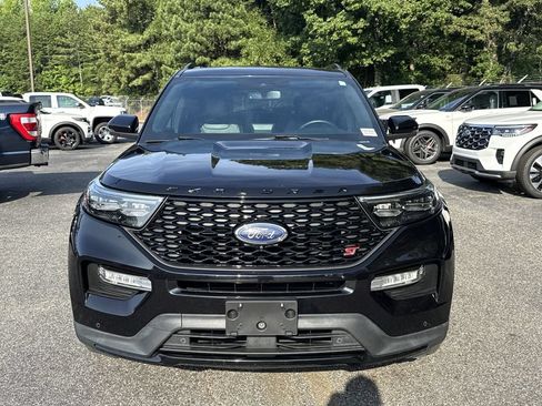 Used 2022 Ford Explorer ST w/ Equipment Group 401A AWD/4WD image 2