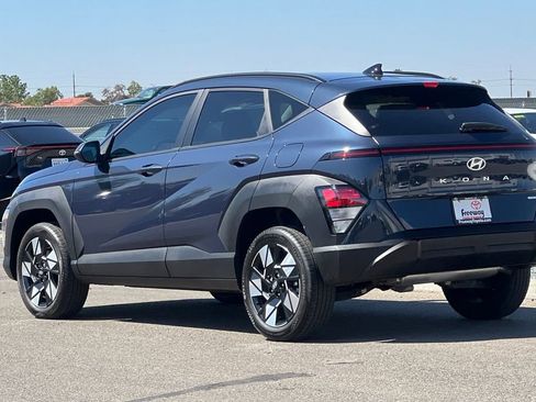 Used 2024 Hyundai Kona SEL AWD/4WD image 7