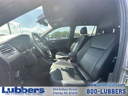 Used 2019 Volkswagen Tiguan SEL Premium R-Line FWD image 10