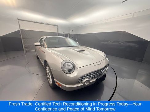 Used 2004 Ford Thunderbird RWD image 6