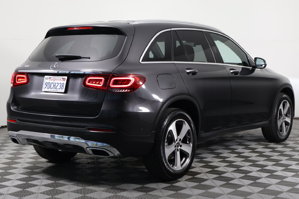 Certified 2022 Mercedes-Benz GLC 300 image 4