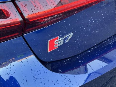 Used 2020 Audi S7 Premium Plus w/ S Sport Package image 11