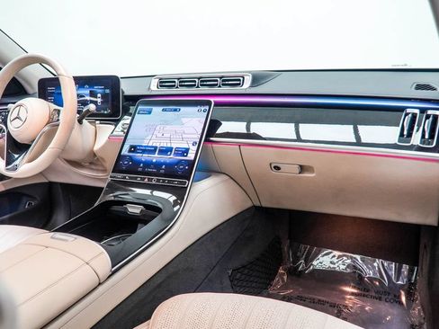 Used 2023 Mercedes-Benz S 500 4MATIC image 24