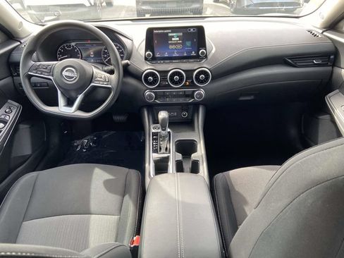 Used 2025 Nissan Sentra SV FWD image 12