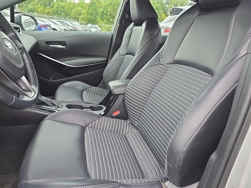 Used 2024 Toyota Corolla XSE FWD image 4
