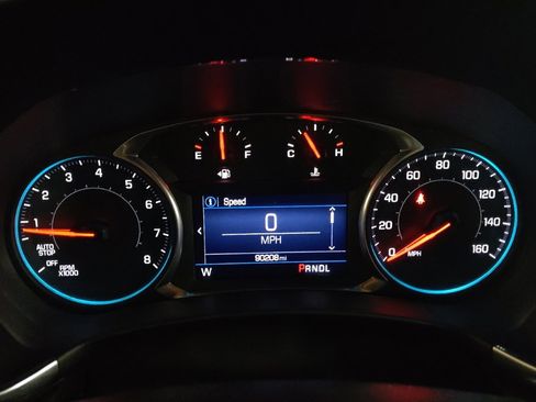 Used 2021 Chevrolet Equinox LT AWD/4WD image 23