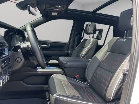 Used 2025 GMC Yukon AT4 Ultimate w/ LPO, Floor Liner Package AWD/4WD image 11
