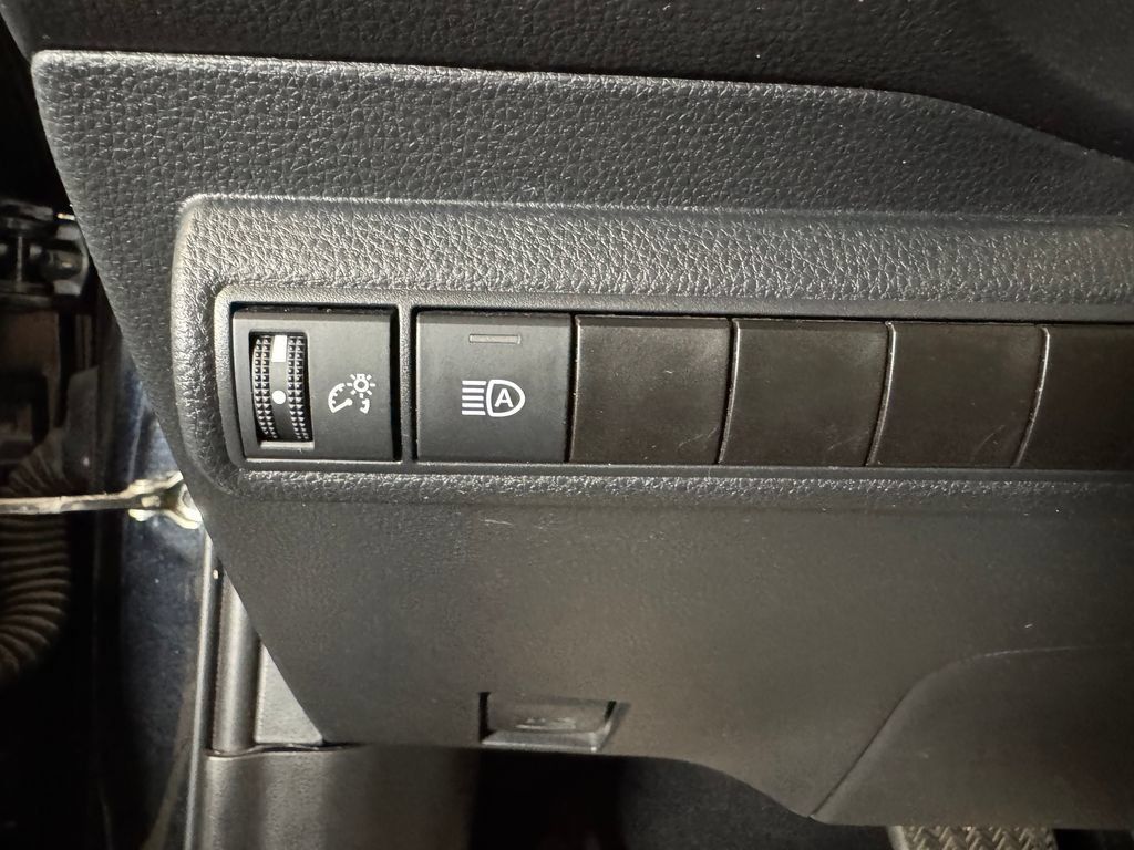 Used 2024 Toyota Corolla LE FWD image 17