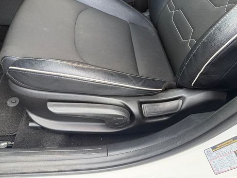 Used 2023 Kia Forte GT-Line FWD image 14